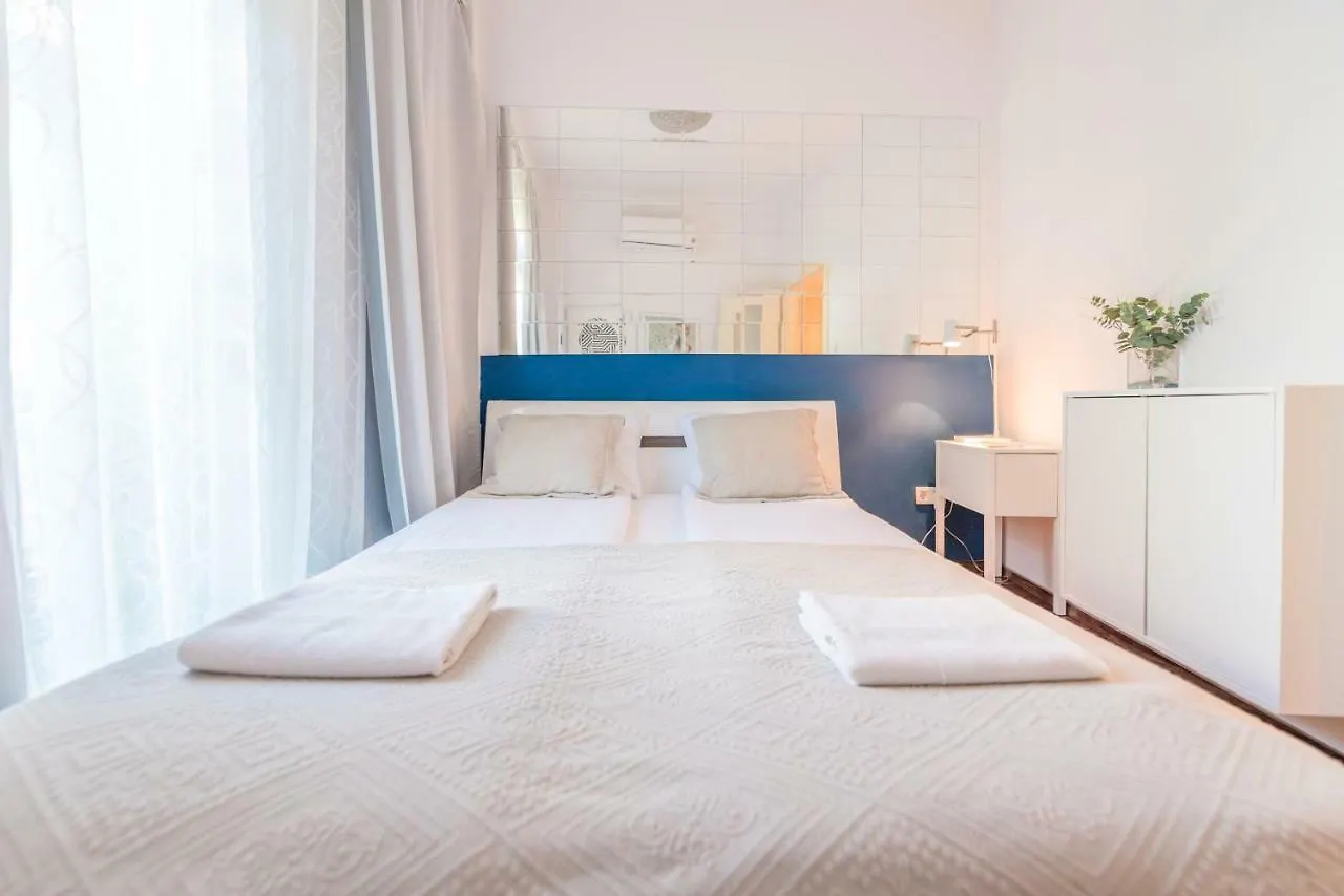 בודפשט Oasis Apartments - Liberty Bridge 0*,  הונגריה